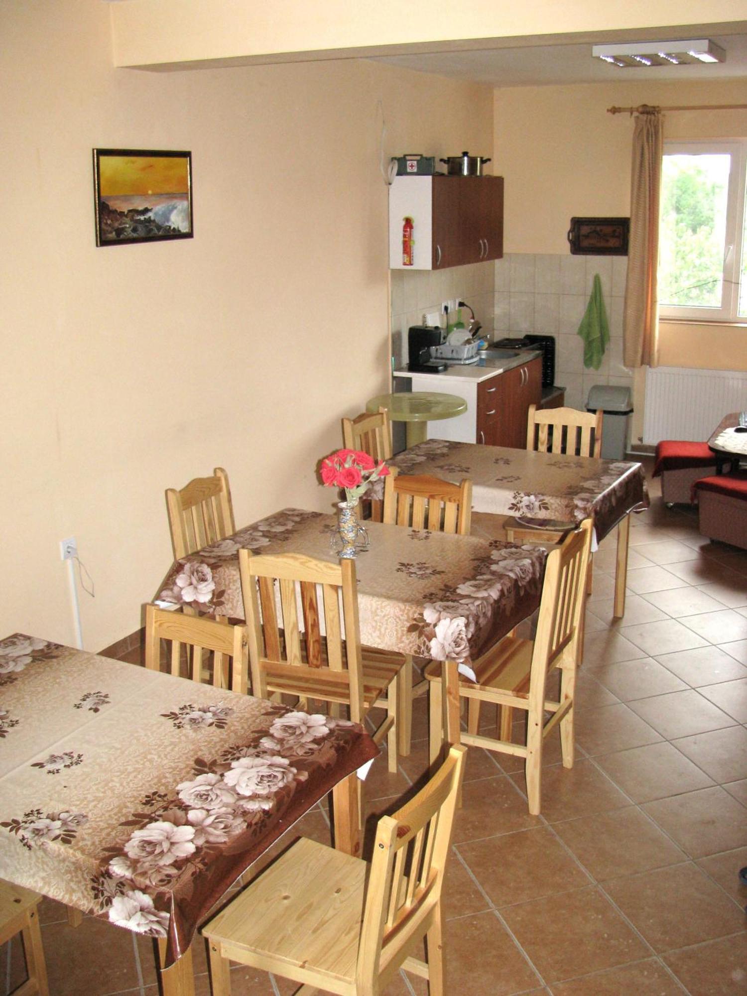 Guest House Familia Samovodene Eksteriør billede