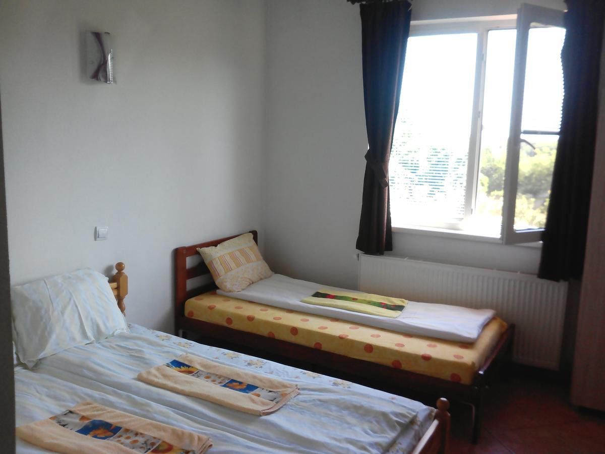 Guest House Familia Samovodene Eksteriør billede